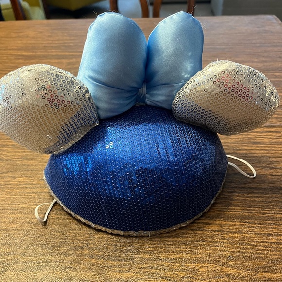 Vintage Disney 60th anniversary, Minnie Mouse cap - Picture 3 of 4